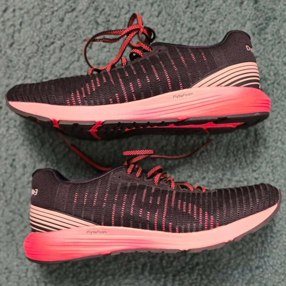 ASICS DynaFlyte 3 Women's Running Shoes Black Flash Coral Size 8.5 Lace-Up Fast
